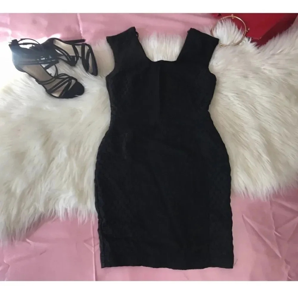 ZARA Classy Black dress ✨